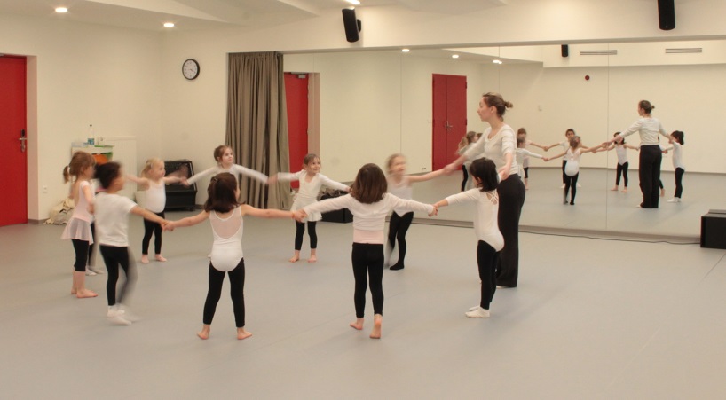 Les cours de danse Enfants - Ainsi danse Hem